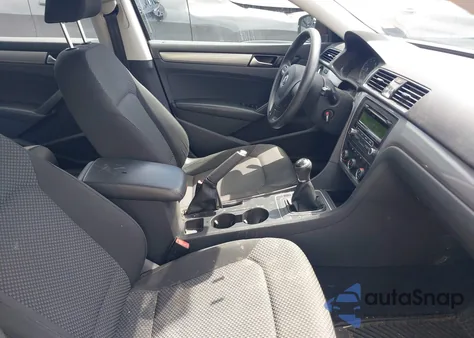 2014 Volkswagen Passat 2.5L S из США, поврежденный, VIN 1VWAP7A36EC029426